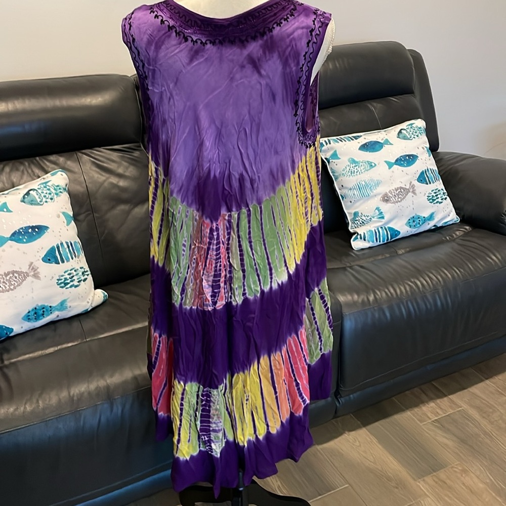 Dress - Picture 2 of 4